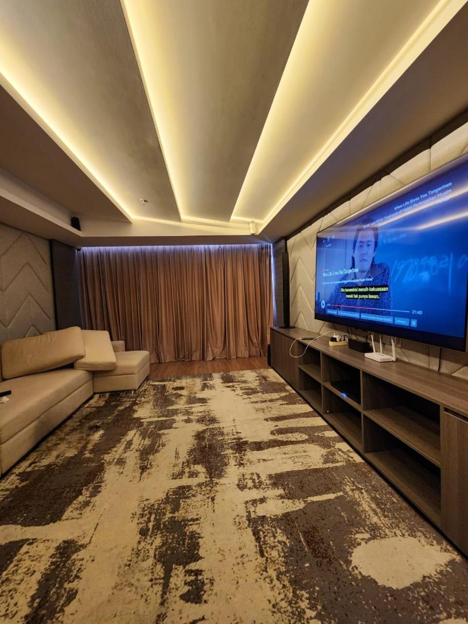 Cozy Apartemen South Surabaya Bagian luar foto