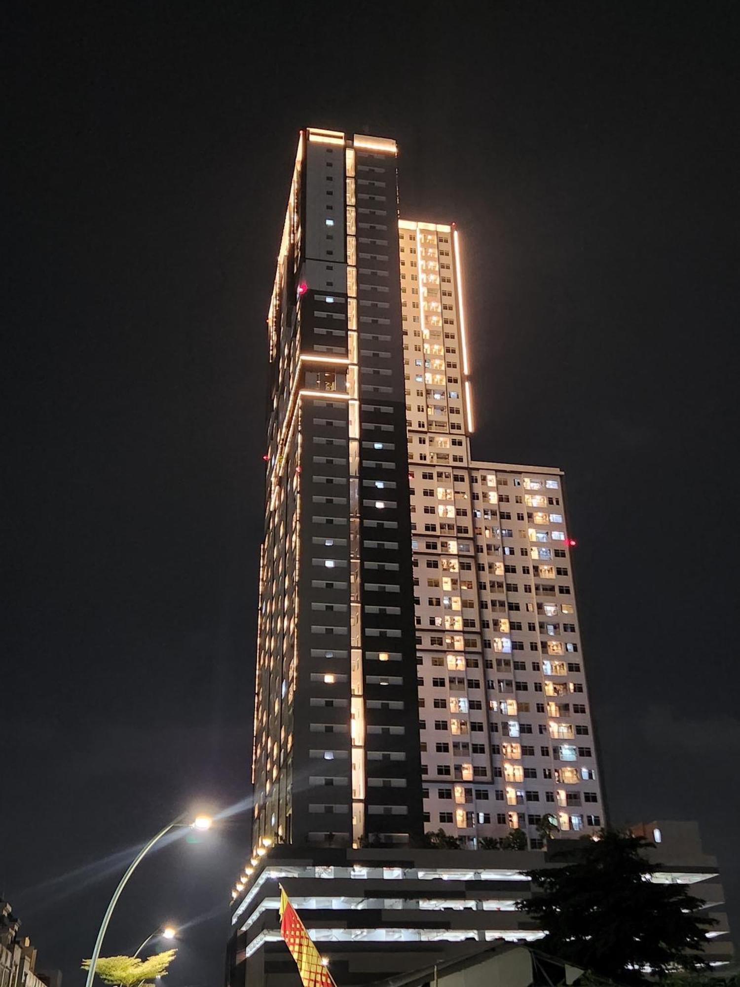 Cozy Apartemen South Surabaya Bagian luar foto